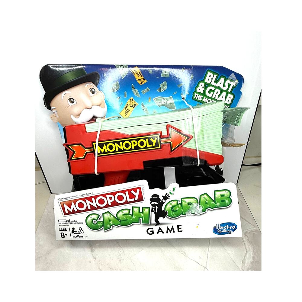 2017 NIB Monopoly Cash Grab Game Ages 8+ 3+ Players Batteries NOT Included